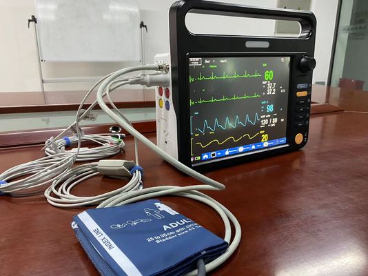 Controllo dei segni vitali del paziente in terapia intensiva con schermo da 12,1 pollici 6 parametri standard