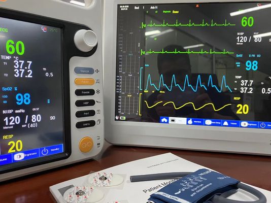 Macchina di monitoraggio multiparametrico per l' ICU, monitoramento in ospedale per neonati pediatrici.