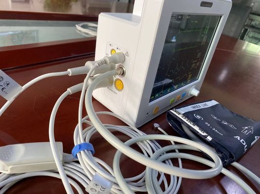 Multi alta precisione a 8,4 pollici del monitor paziente di parametro di TFT LCD per il neonato pediatrico adulto