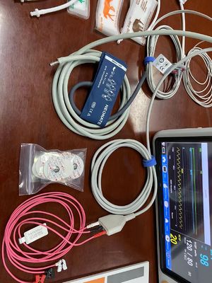12.1 pollici di monitor modulare per neonati con ECG NIBP SPO2 standard