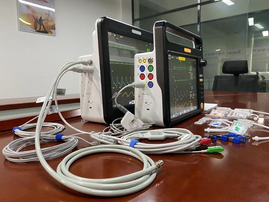Monitore della frequenza cardiaca multiparametrico uso veterinario multilingue con ECG SPO2 2Temp