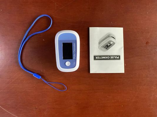 Ossimetro portatile di impulso della punta delle dita di OLED medico per la casa della clinica, monitor dell'ossigeno del sangue