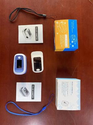 Piccolo ossimetro di impulso della punta delle dita di OLED, bambino di Rate Finger Monitor For Adult del cuore dell'ossigeno, monitor dell'ossigeno del sangue
