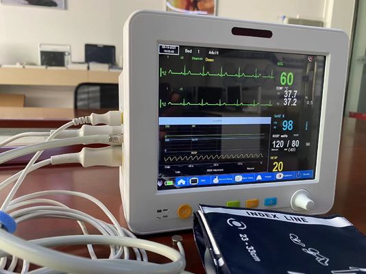 Monitor paziente portatile a 8,4 pollici leggero, ECG SPO2 NIBP Vital Signs Monitors temporaneo