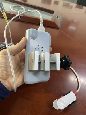 Monitor di segni vitali portatile veterinario schermo LCD TFT da 3,5 pollici con EtCO2 e SPO2